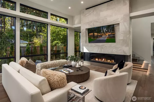 Bellevue, WA 98004,10620 SE 22nd ST