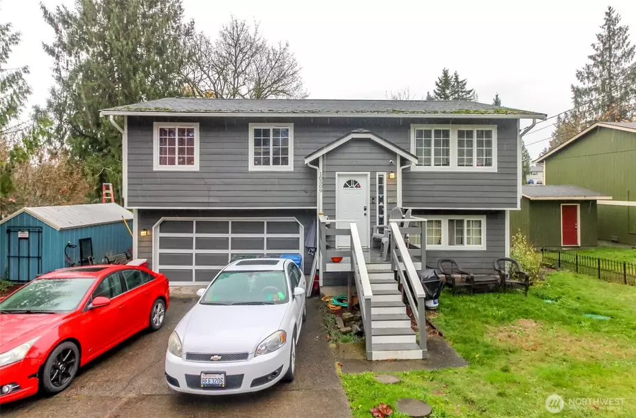 10509 202nd AVE E, Bonney Lake, WA 98391