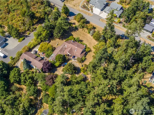 Coupeville, WA 98239,501 NE 3rd Street