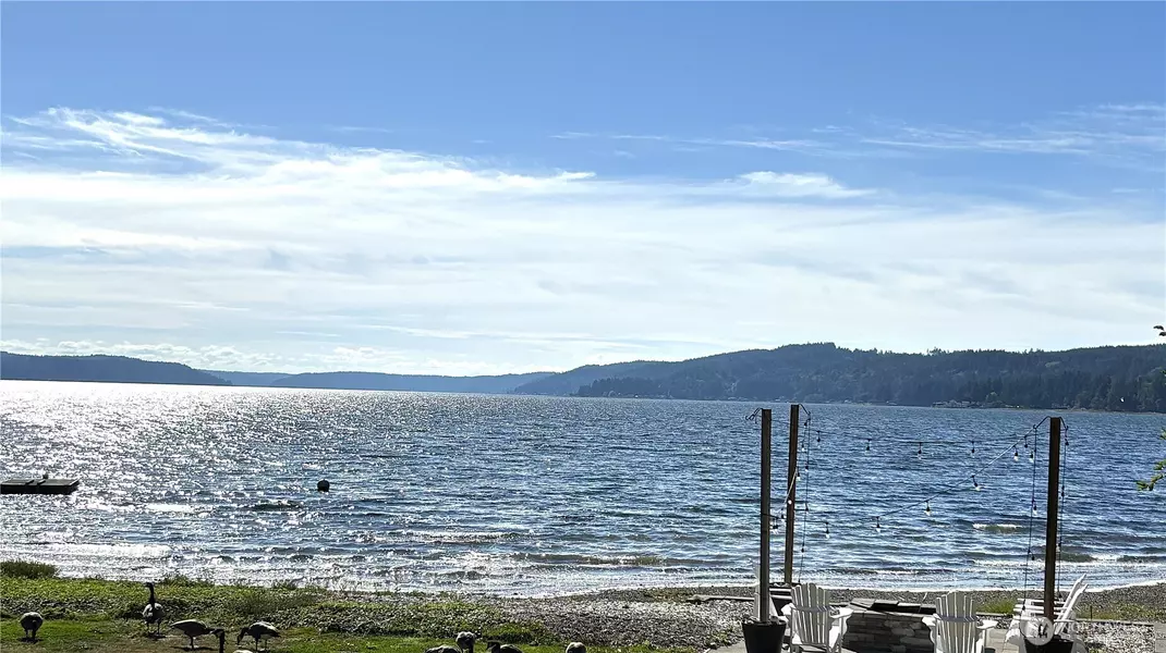 19253 E State Route 106, Belfair, WA 98528