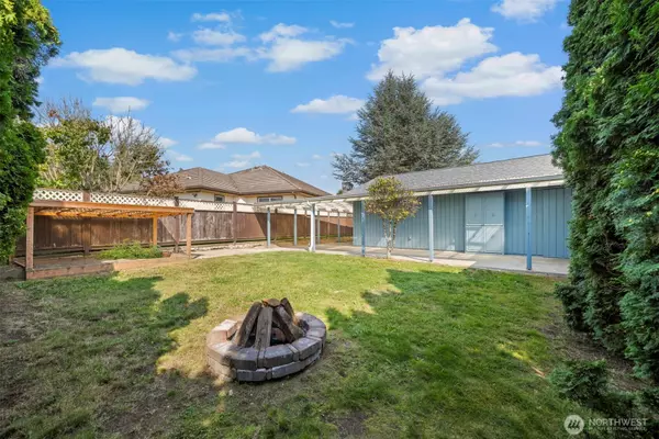 Lynden, WA 98264,403 17th ST