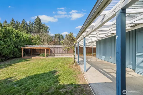 Lynden, WA 98264,403 17th ST