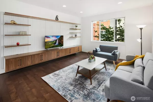 Bellevue, WA 98008,15788 NE 14th Alley