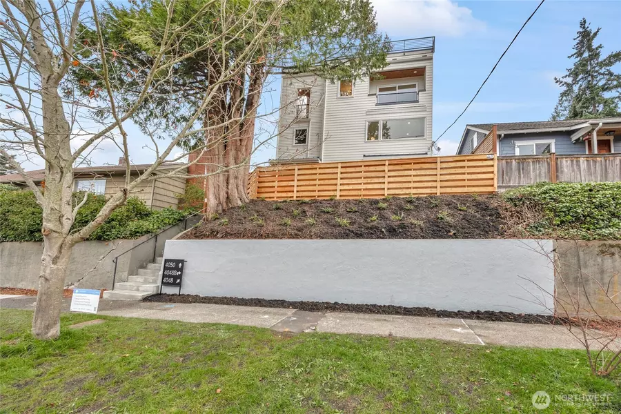 4048 32nd AVE W, Seattle, WA 98199