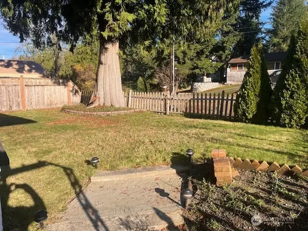 Snohomish, WA 98290,6912 142nd DR SE