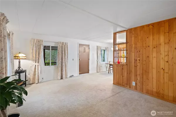 Bellingham, WA 98229,2284 Yew Street RD #D3