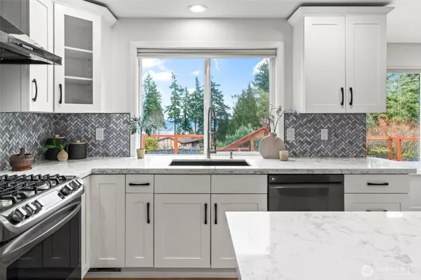 Bremerton, WA 98312,5756 Eldorado PL NW