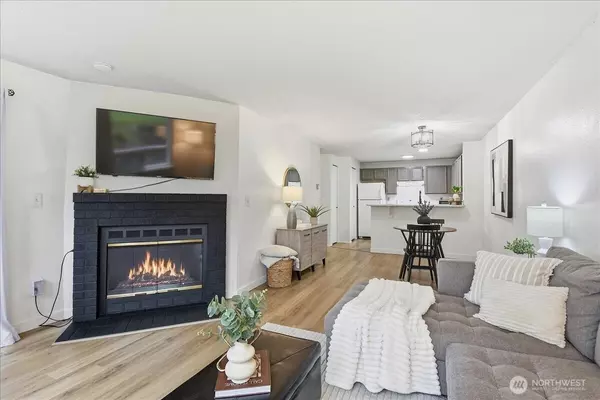 Kent, WA 98032,24620 45th PL S