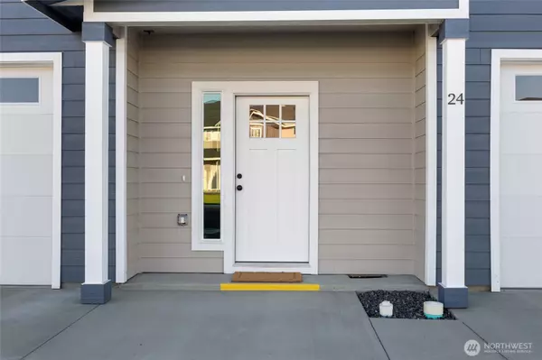 Ephrata, WA 98823,370 Ivy ST NE #E24