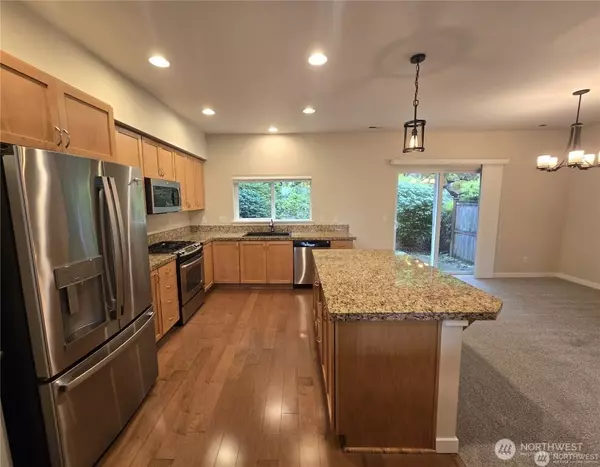 Newcastle, WA 98059,7006 134th CT SE #B