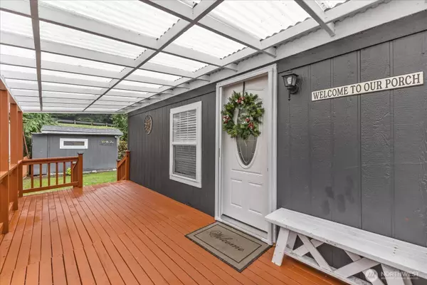 Everett, WA 98203,7701 Hardeson RD #16