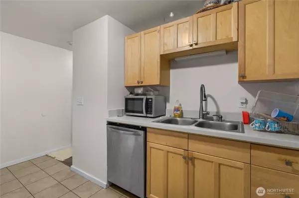 Lynnwood, WA 98036,20032 66th PL W #B3