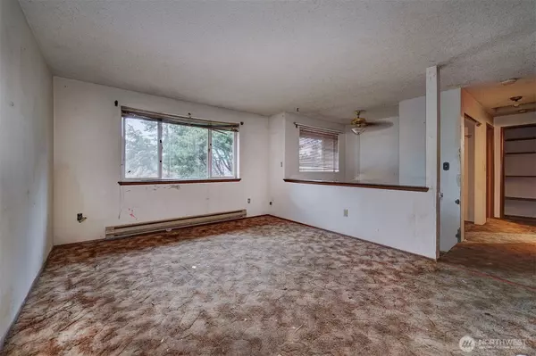 Kingston, WA 98346,27056 Wagner CIR NE