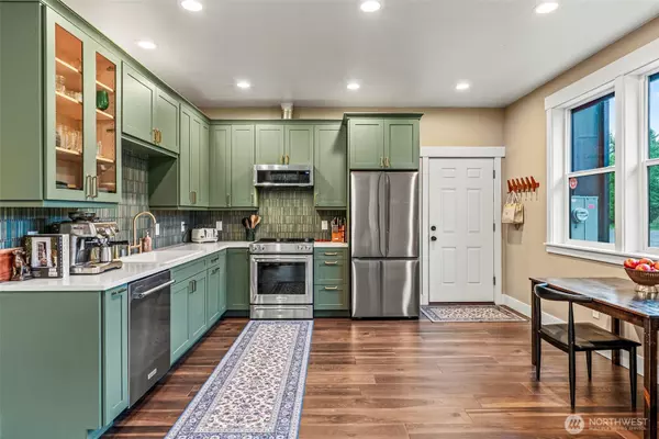 Silverlake, WA 98645,900 George Taylor RD