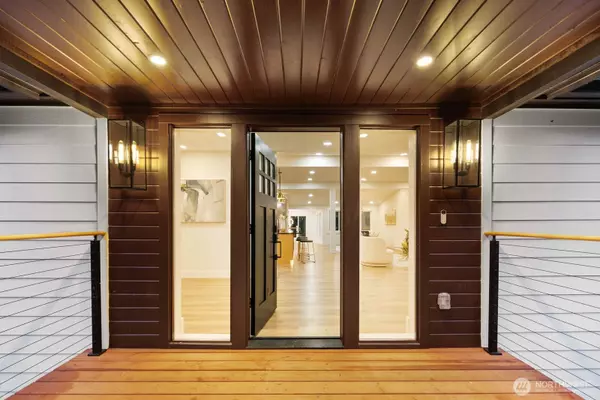 Enumclaw, WA 98022,32922 SE Kuzak RD