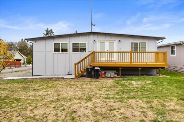 Puyallup, WA 98373,7415 100th ST E