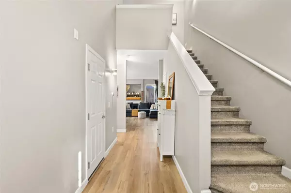 Renton, WA 98058,3240 SE 12th ST #1037