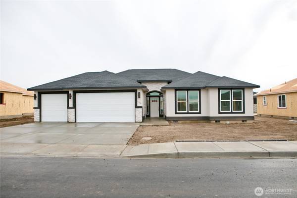 707 N ST NE, Quincy, WA 98848