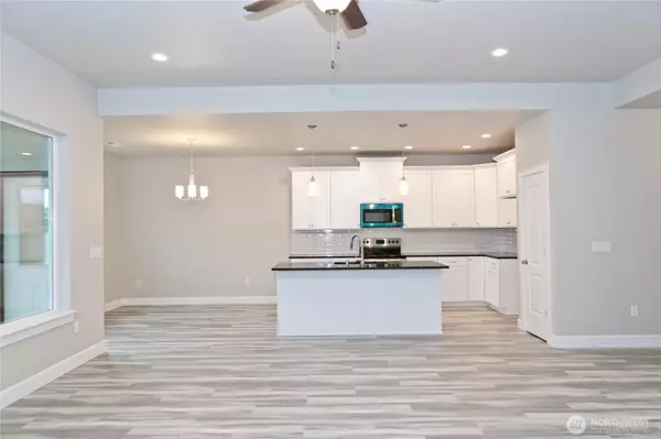 Quincy, WA 98848,707 N ST NE