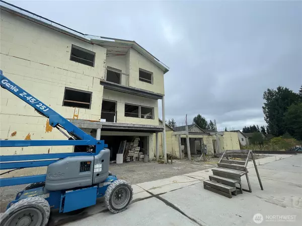 Everett, WA 98204,2908 122nd ST SW