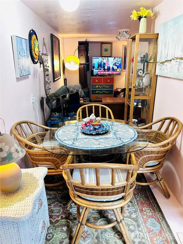 Ocean Shores, WA 98569,2595 State Route 109