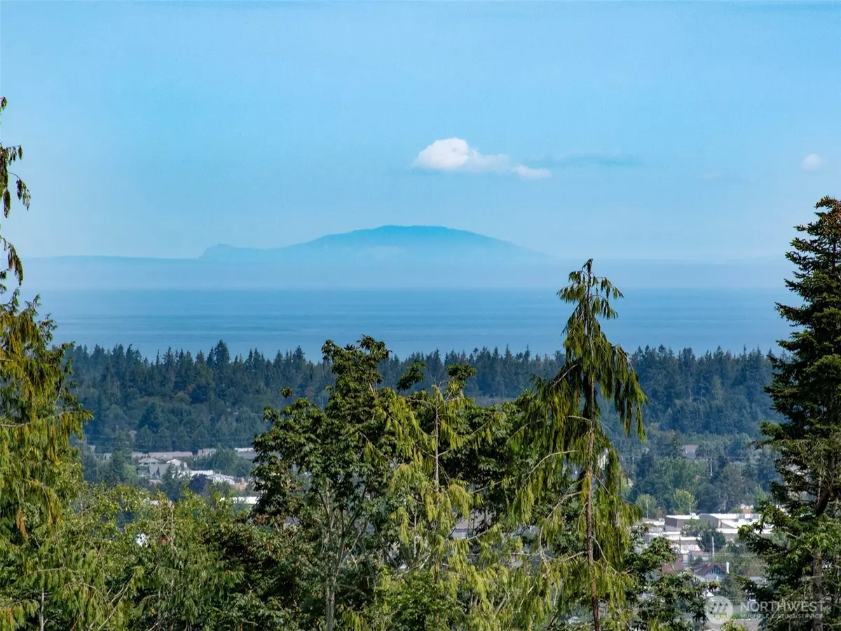 Sequim, WA 98382,319 W Reservoir RD