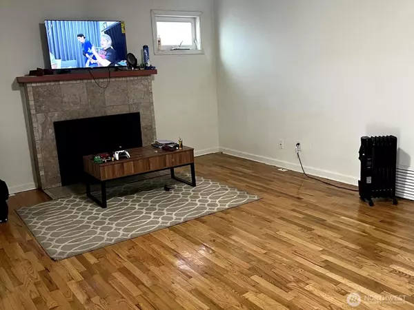 Lakewood, WA 98499,6323 100 ST SW