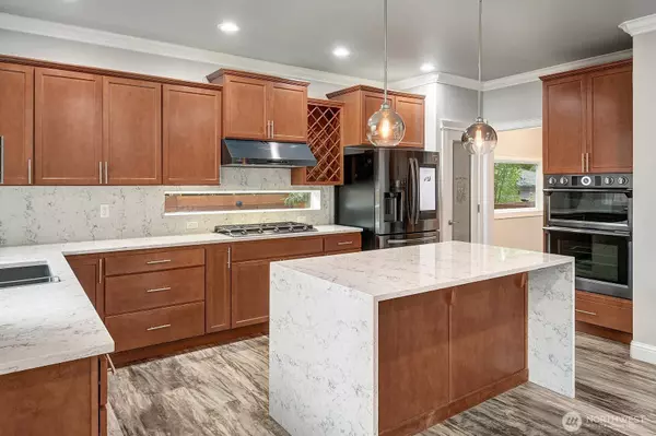 Seattle, WA 98133,12206 Densmore AVE N