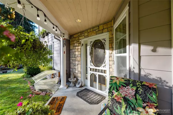 Mount Vernon, WA 98274,22068 McMurray Shore DR