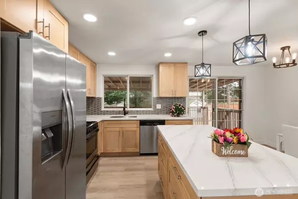 Kent, WA 98031,13033 SE 206th PL