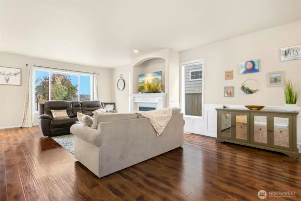 Bonney Lake, WA 98391,17608 106th ST E