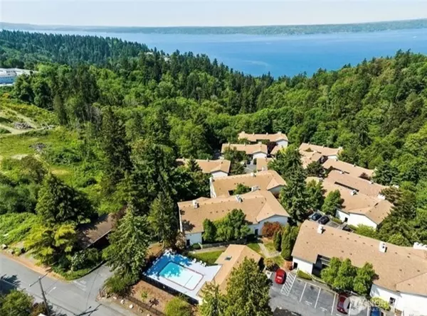 Burien, WA 98146,13235 12th AVE SW #522