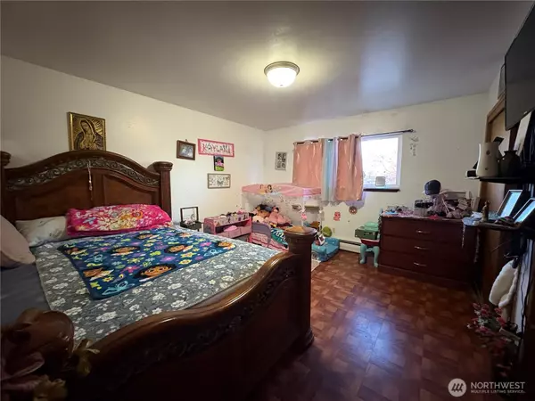 Ellensburg, WA 98926,304 W 6th