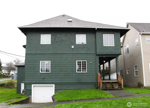 Aberdeen, WA 98520,220 W 4th ST