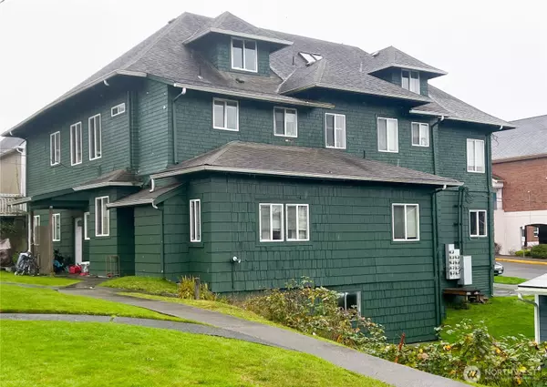 Aberdeen, WA 98520,220 W 4th ST