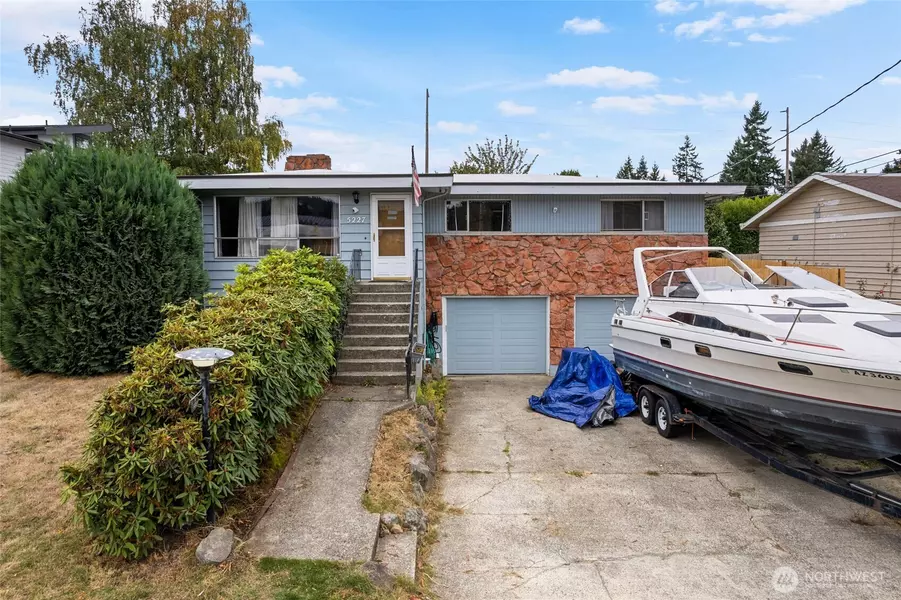 5227 116th PL SE, Bellevue, WA 98006