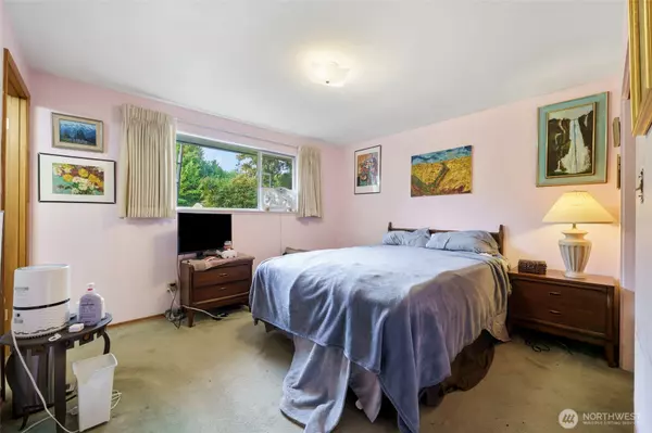 Bellevue, WA 98006,5227 116th PL SE