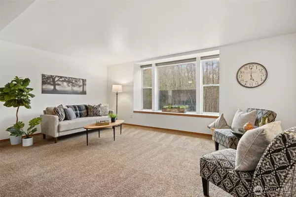 Port Orchard, WA 98367,514 SW Hipkins CT