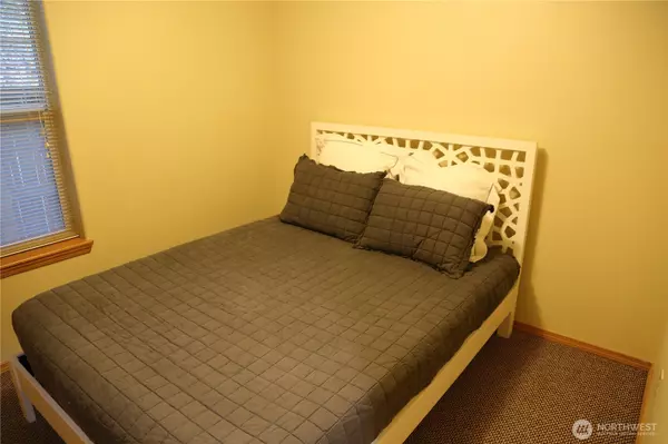 Walla Walla, WA 99362,1055 1/2 E ISAACS AVE E #A