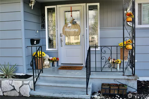 Lynden, WA 98264,924 E Grover ST