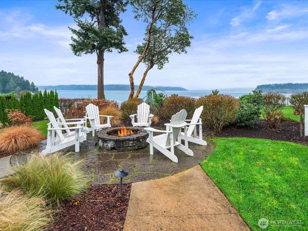 7143 Grandview PL #3, Gig Harbor, WA 98335