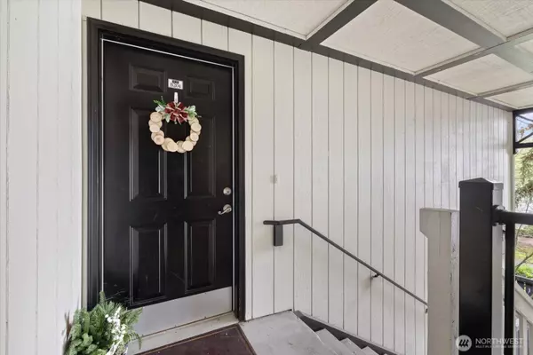 Kirkland, WA 98033,820 3rd AVE #B204