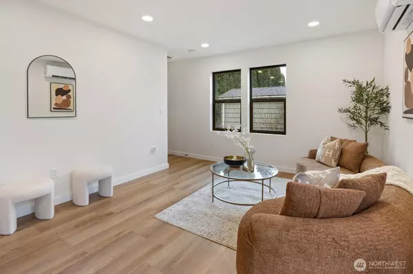 Seattle, WA 98126,9003 30th AVE SW #B