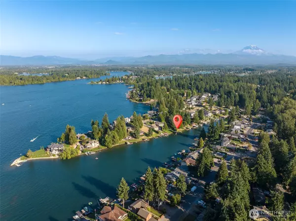 Lake Tapps, WA 98391,5004 Jenks Point WAY E