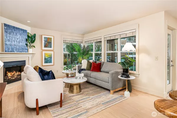 Edmonds, WA 98020,23015 Edmonds Way #A214