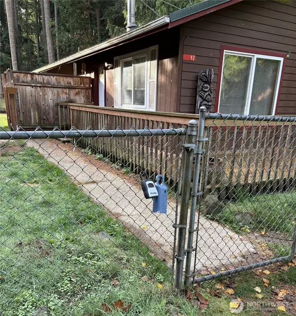 92 E Arden ST,  Port Hadlock,  WA 98339