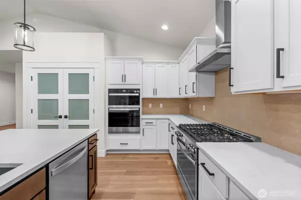 Port Orchard, WA 98367,5621 SE Aloha LN