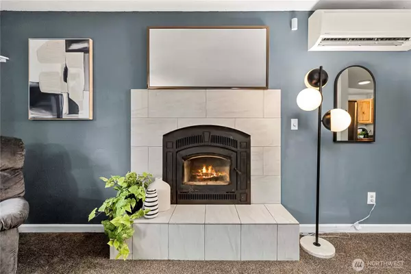 Port Orchard, WA 98366,7560 E Harrison ST