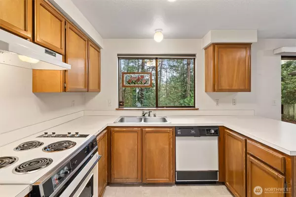 Everett, WA 98203,2610 81st PL SE