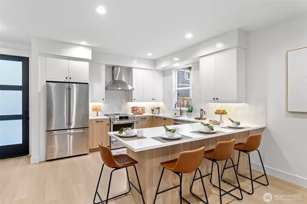 Kirkland, WA 98033,9511 132nd AVE NE #B